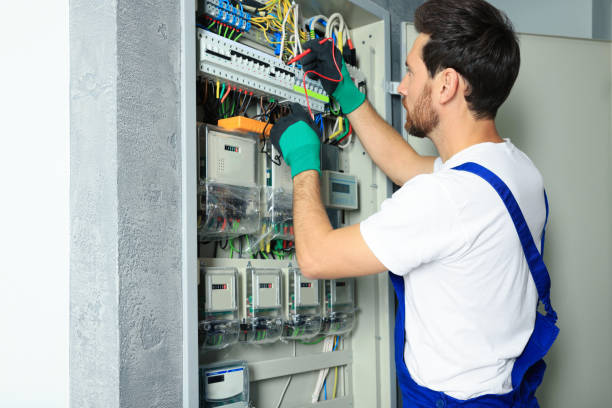 Best Emergency Electrical Repair  in Louisville, OH